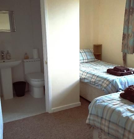 Hotel Travellers Retreat Poole Esterno foto